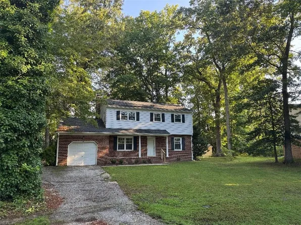 105 Marlin Cir, Yorktown, VA 23692