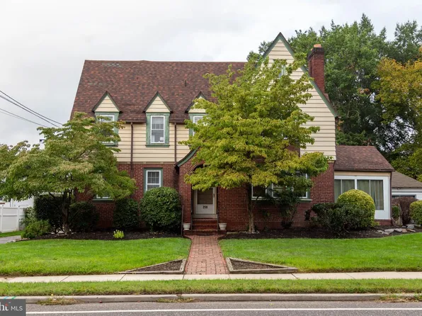 250 Delaware St, Woodbury, NJ 08096