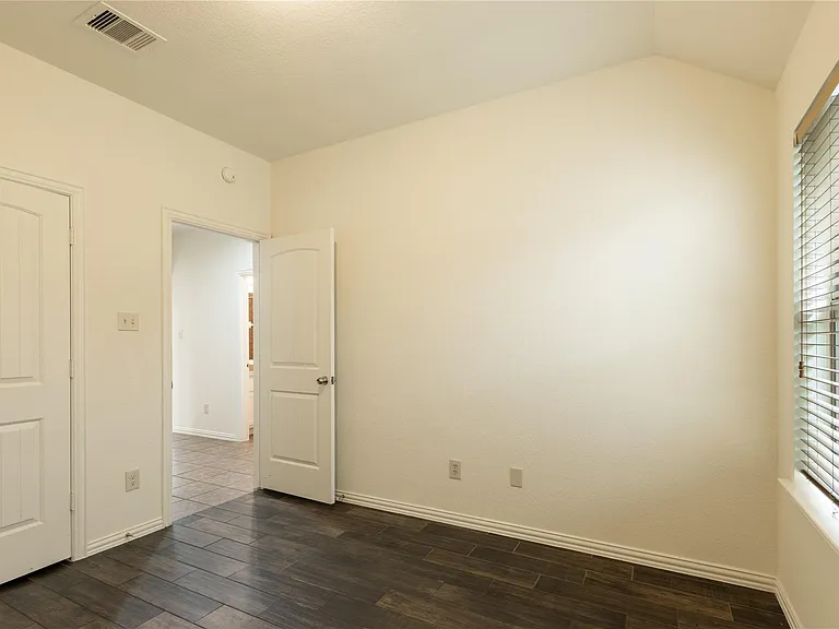 23611 Starbridge Lake Ln — Photo 11