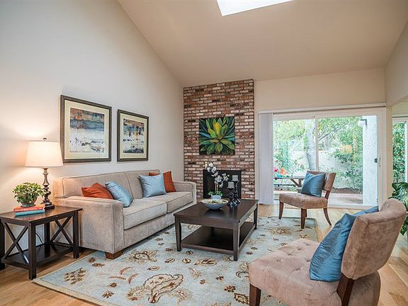 4th image of 861 Runningwood Cir