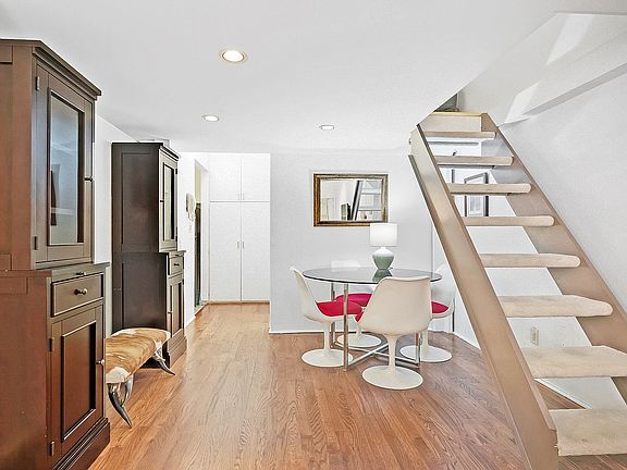 3rd image of 310 E 46th St APT 3W