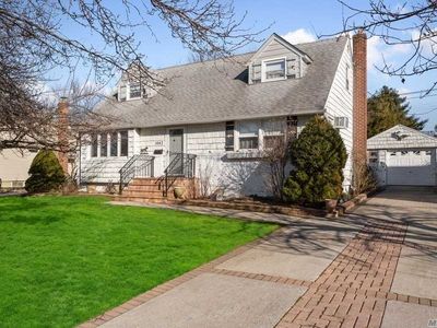1042 White Birch Ln, Wantagh, NY, 11793