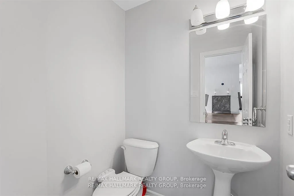 4 bed, $3,000 — Photo 4