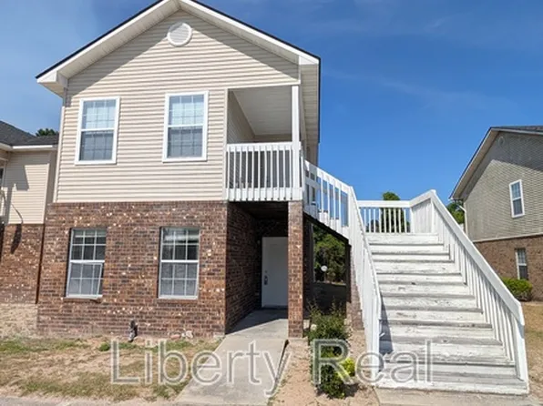 350 Beverly St APT 124, Hinesville, GA 31313