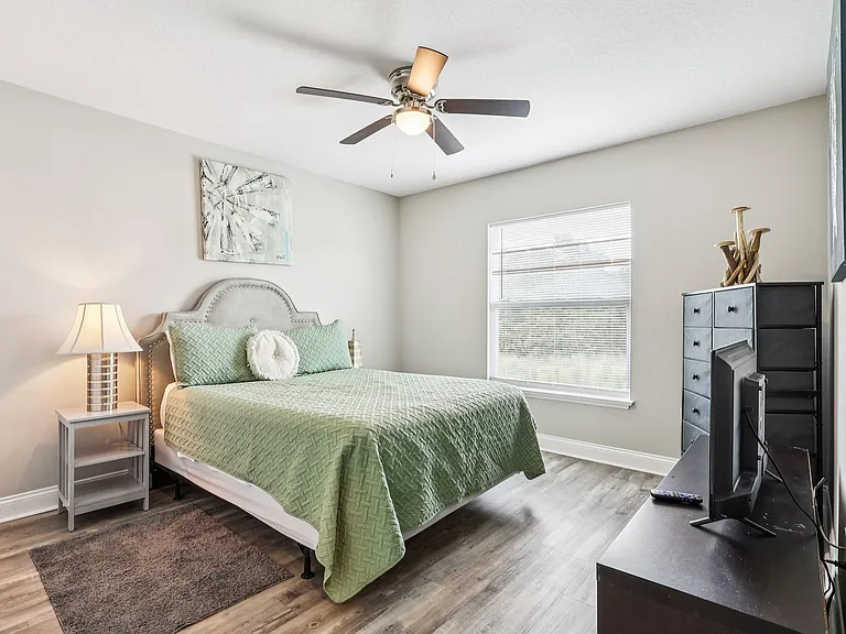 1108 Fox Lake Dr — Photo 33