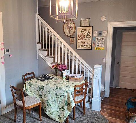 4th image of 935 Bellevue Pl