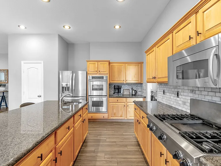 296 Doe Run Cir — Photo 142