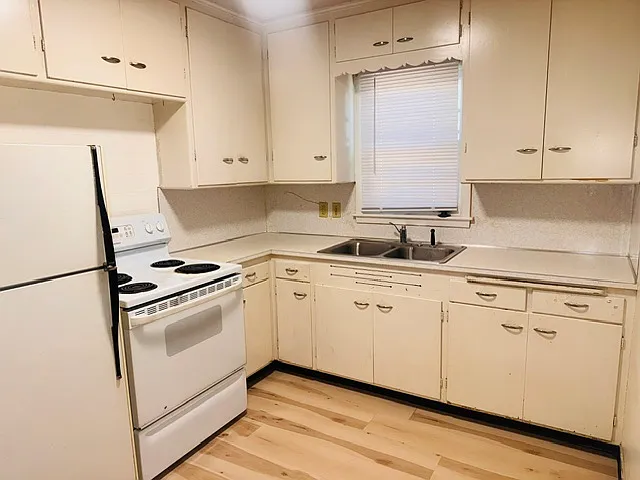 1230 Rose St #2 — Photo 6