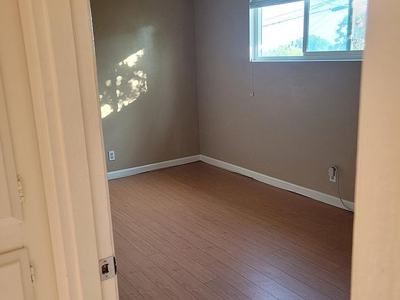 5th image of 41 Victoria Ln #A