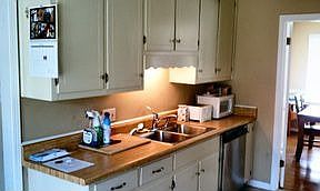 3rd image of 2895 Grove Park Ln SE