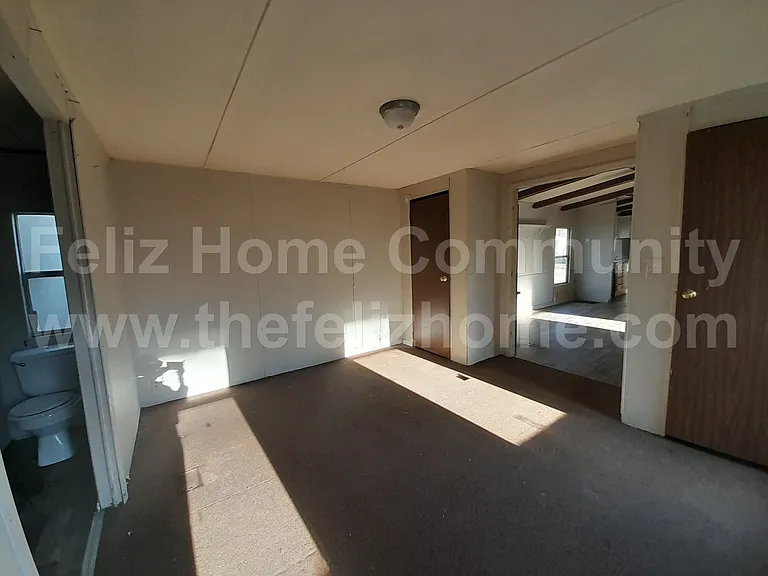 42-30 McLean Dr #42 — Photo 6