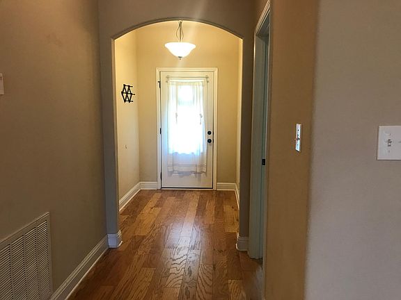 2nd image of 3850 River Trace Dr