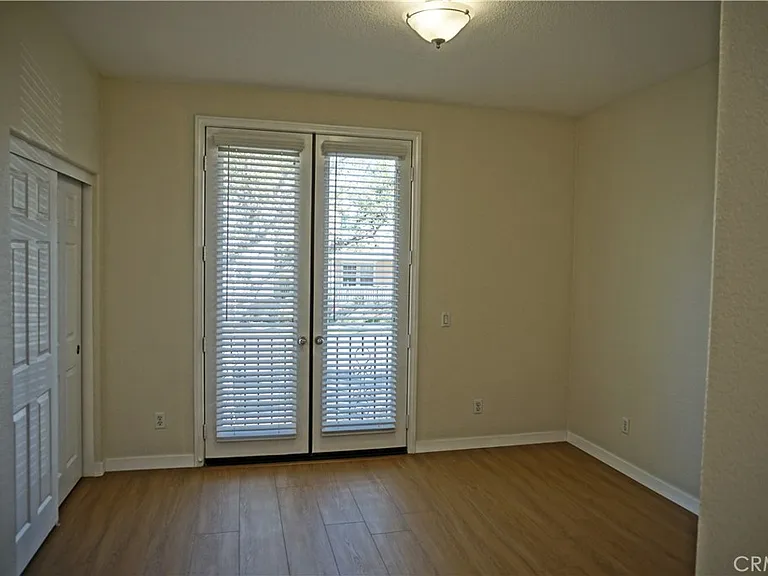 1372 McFadden Dr — Photo 14