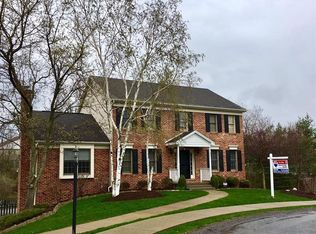 802 Wellington Dr, Seven Fields, PA 16046
