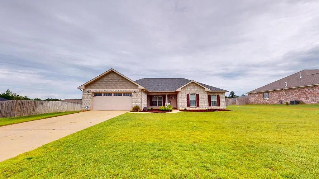 308 Stonechase Dr — Photo 1