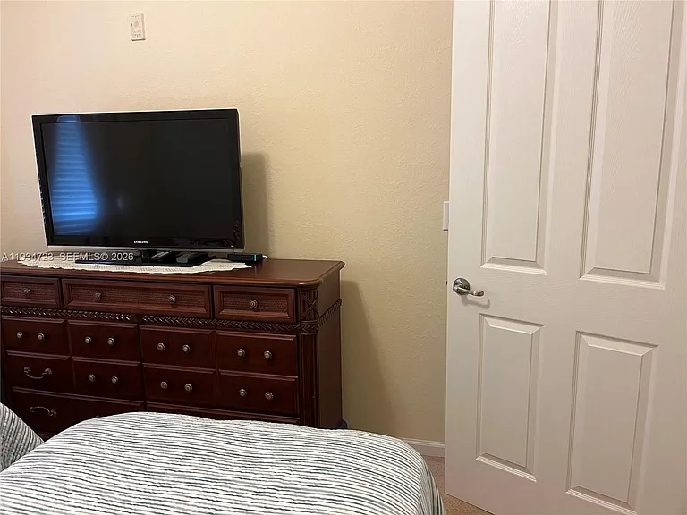 3500 Oaks Clubhouse Dr #308 — Photo 24