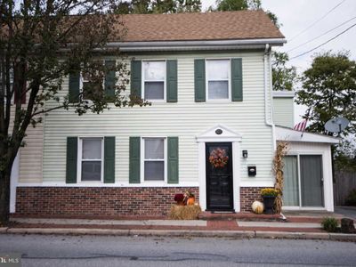 209 W Donegal St, Mount Joy, PA, 17552