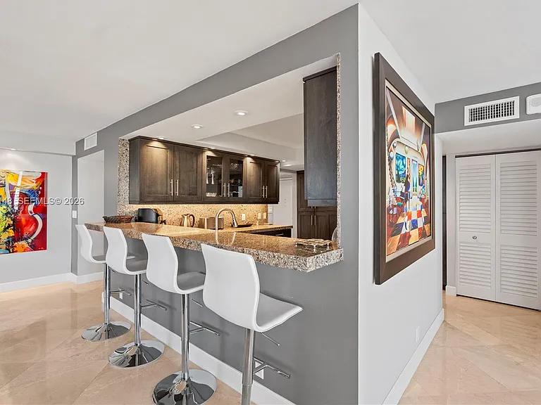 1920 S Ocean Dr #17D — Photo 7