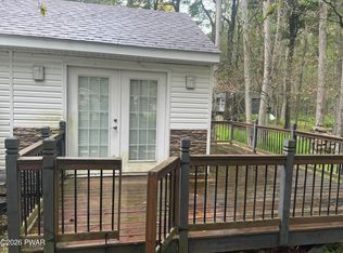 53 Comanche Path, Gouldsboro, PA 18424