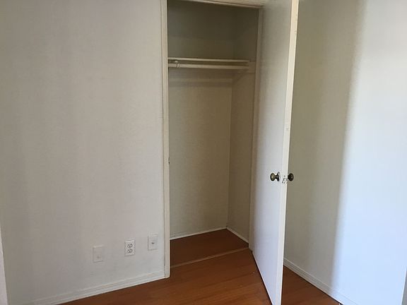 4th image of 5237 Denny Ave #102