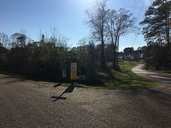 4th image of Dogwood Dr #44