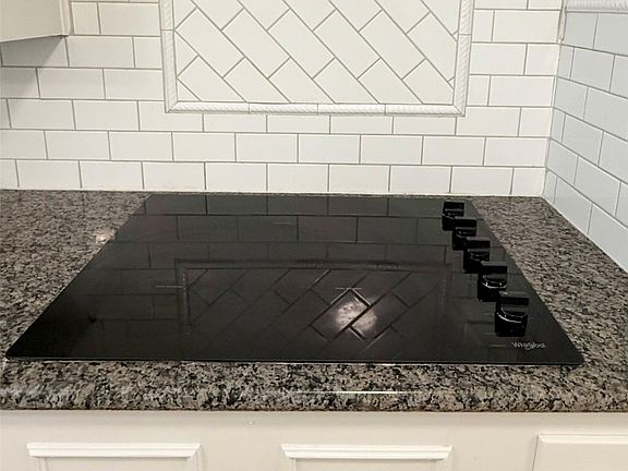 4th image of 106 Longacre Dr #106
