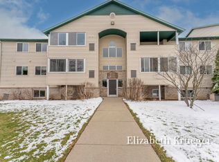 8604 S Jasonville Ct SE #121, Caledonia, MI 49316