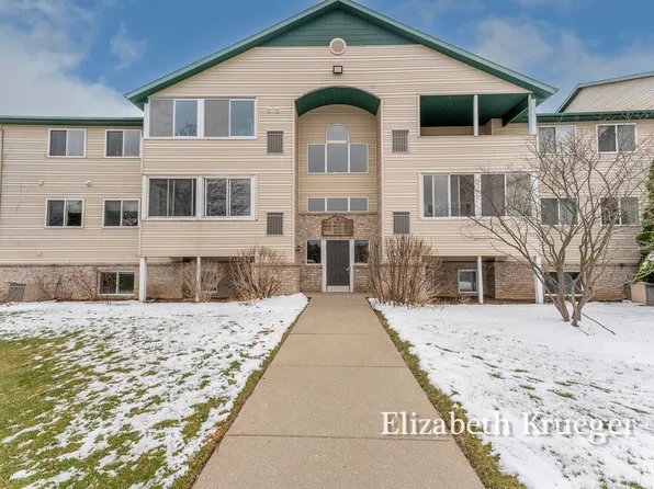 8604 S Jasonville Ct SE #121, Caledonia, MI 49316