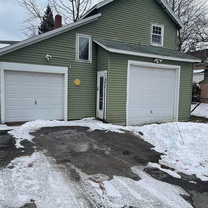 2nd image of 950 Lemoyne Ave #5