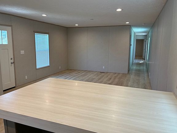 3rd image of 10960 Beach Blvd #583