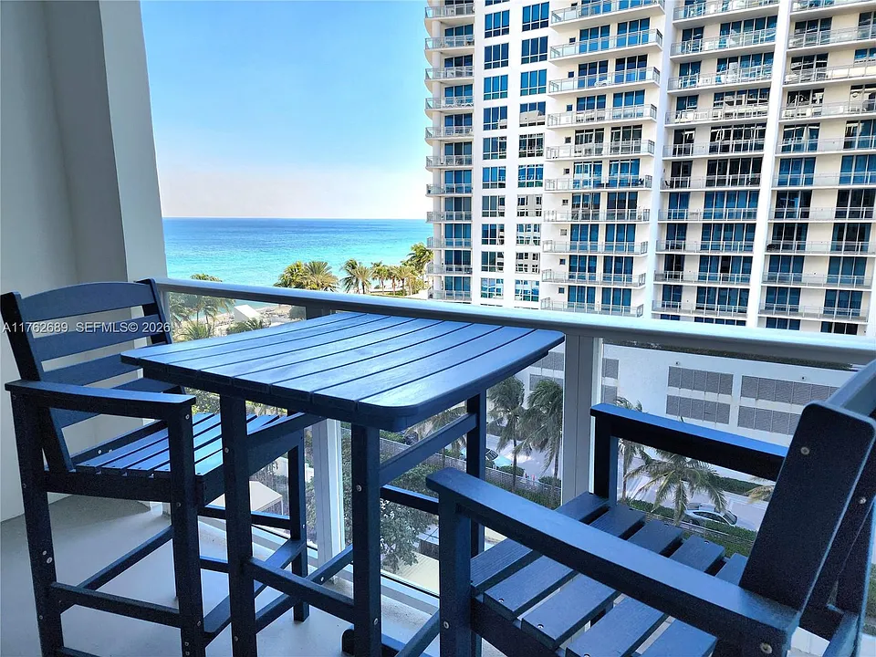 3505 S Ocean Dr #819