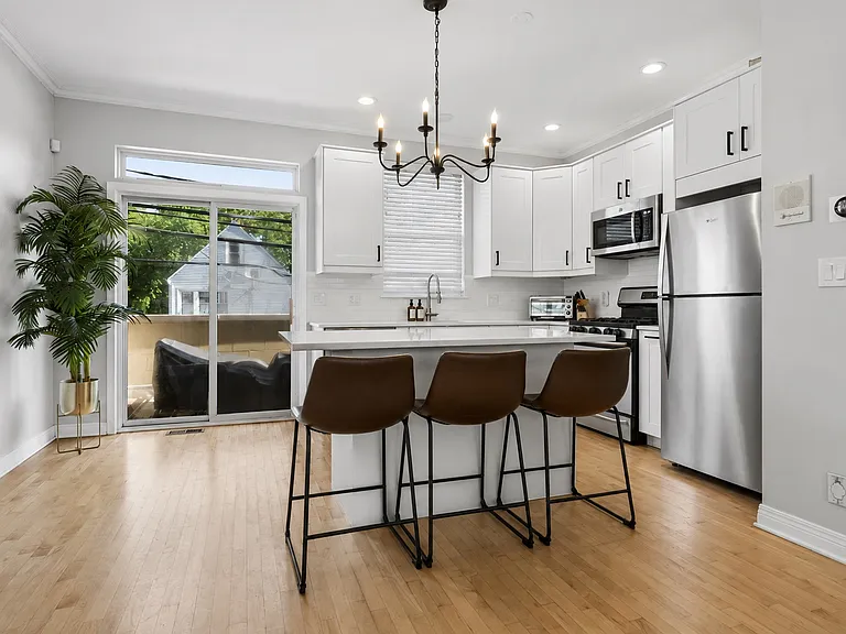 3209 N Drake Ave #A — Photo 5