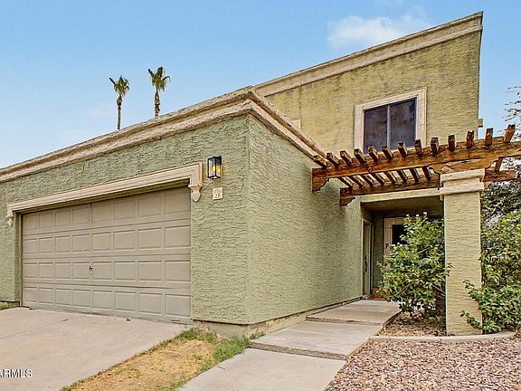 4th image of 815 E GROVERS Avenue #28