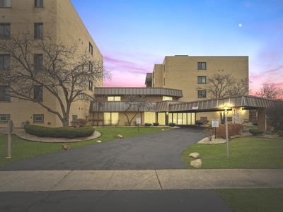 5840 W 104th St APT 412, Oak Lawn, IL, 60453