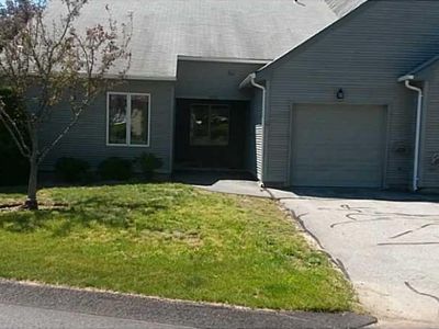 87 Nipmuc Trl #87A, Providence, RI, 02904