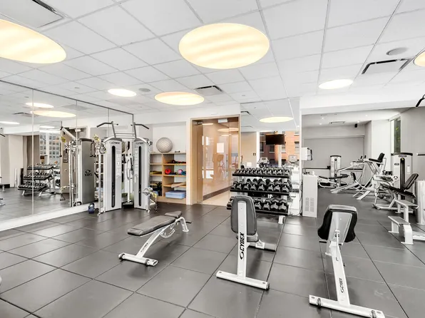 388 Bridge Street image 14 of 23