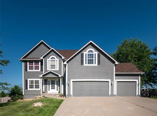 1406 Russell Rd, Pleasant Hill, MO 64080