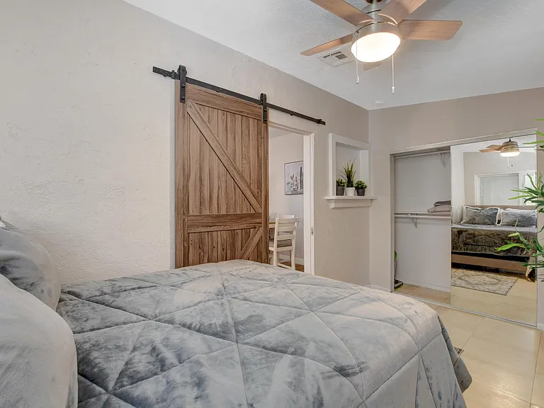 3916 Vegas Dr #3-A — Photo 21