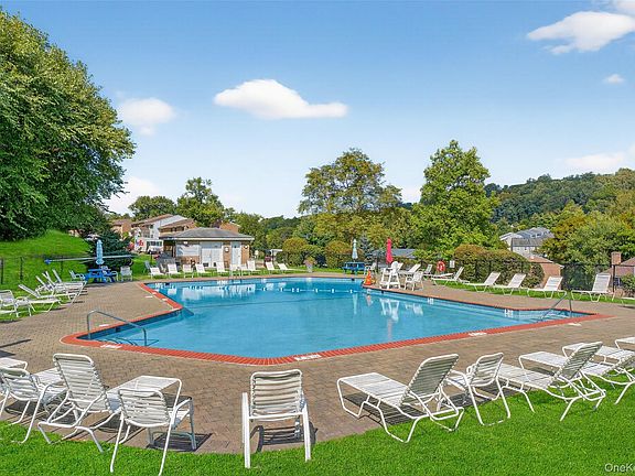 4th image of 1840 Crompond Road #2A3