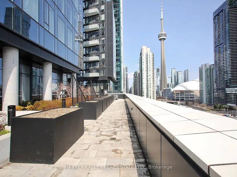 470 Front St W #3405 — Photo 45