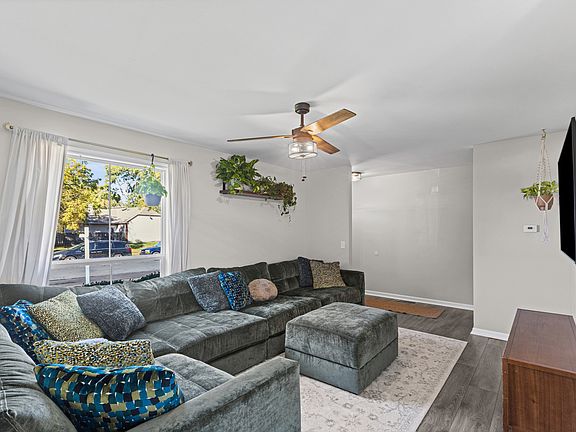 2nd image of 130 Tealwood Rd