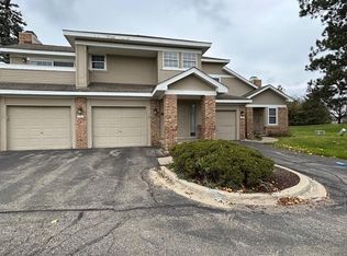 6607 Chimney Sweep, West Bloomfield, MI 48322