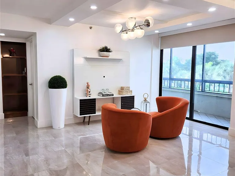 6463 La Costa Dr #301 — Photo 7