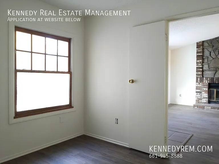 14212 Avon Dr — Photo 18