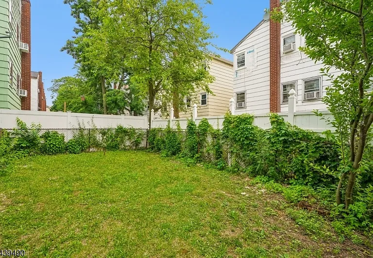 51 Tremont Ter — Photo 25
