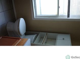 2916 Walton Rd, Saint Louis, MO 63114