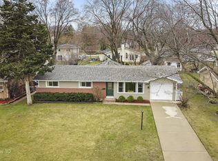 440 Tennyson Rd, Bartlett, IL 60103