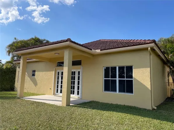 4293 Laurel Ridge Cir, Fort Lauderdale, FL