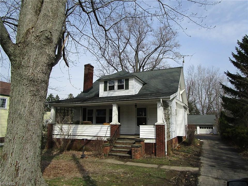 2nd image of 949 Som Center Rd
