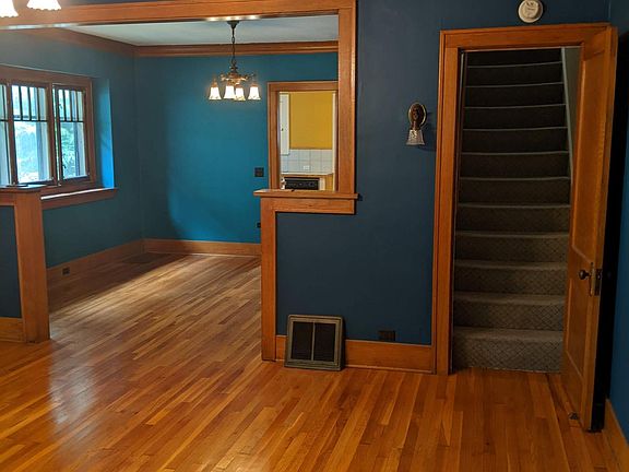 3rd image of 246 Orchard Hill St SE